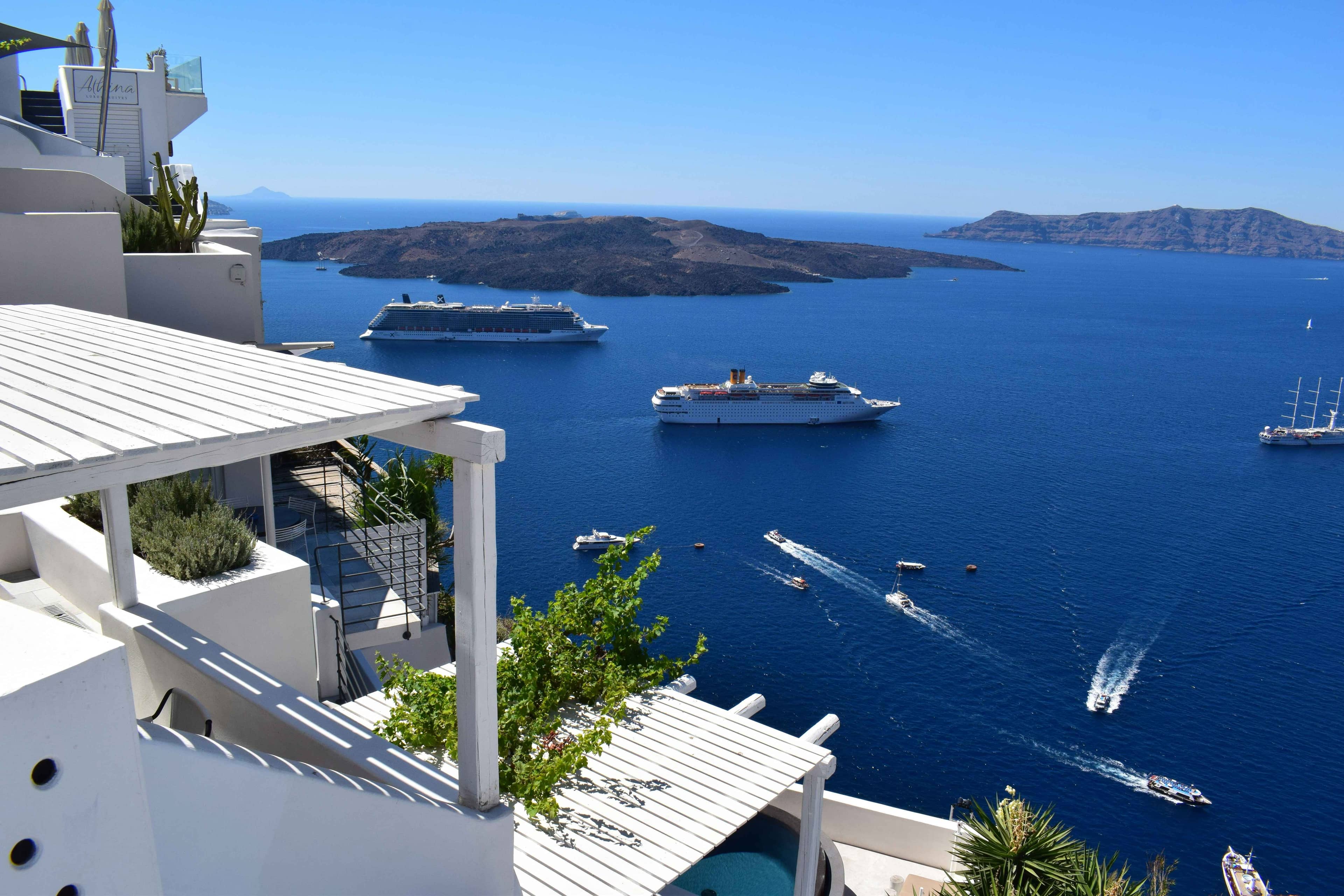 Carvaan hero backdrop