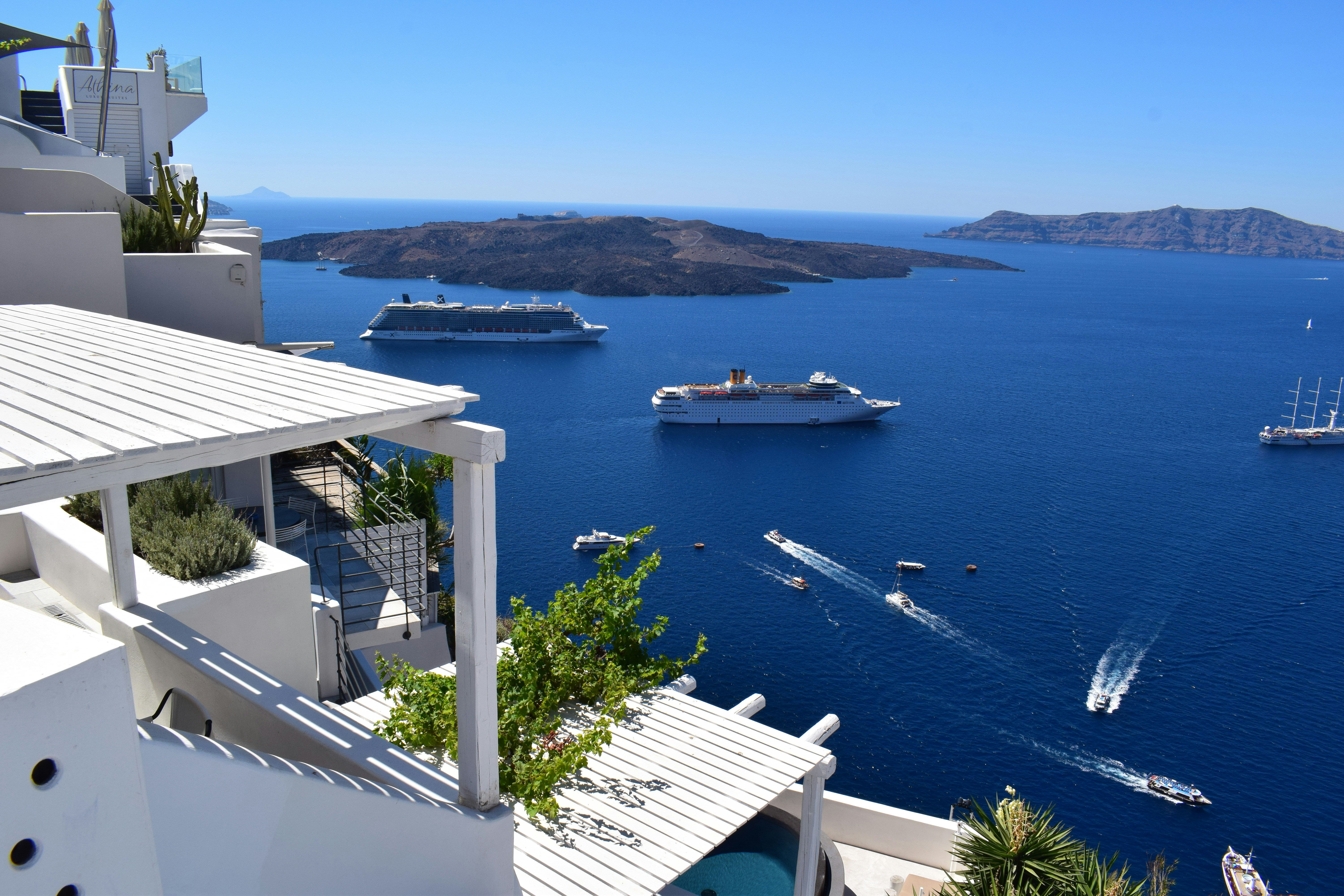 Carvaan hero backdrop